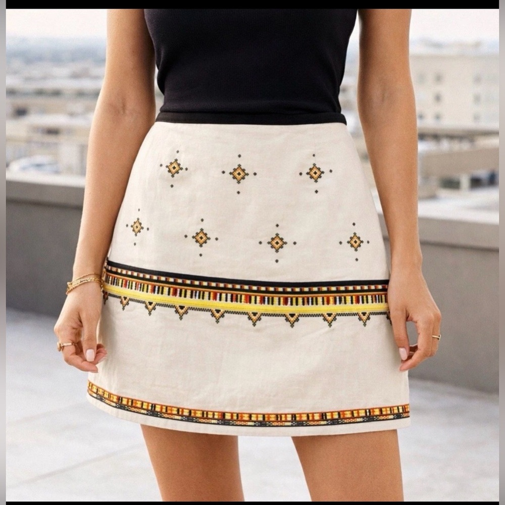 A Loves A Embroidered Cotton Linen Mini Skirt Side Zip XSmall Aztec NWT Boho